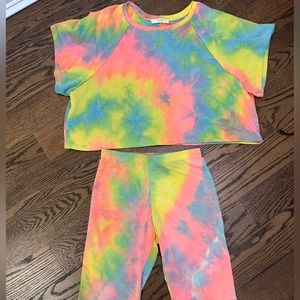 Jolie size S crop top and bike short set